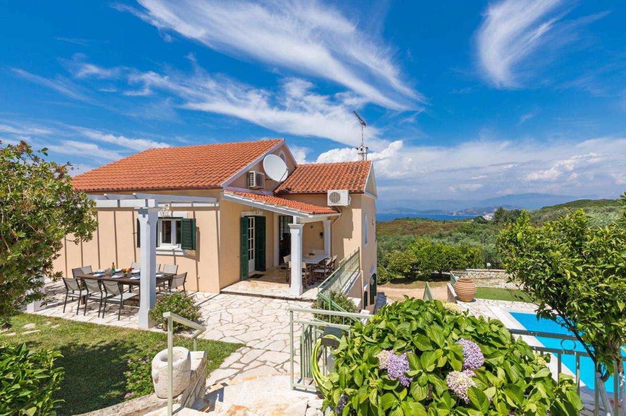 Villa Ftelias By Villa Plus Agios Stefanos  Buitenkant foto